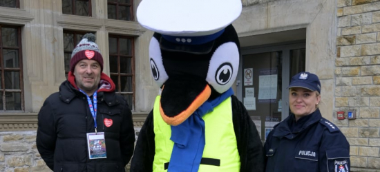 Sanoccy policjanci zagrali z Wielką Orkiestrą Świątecznej Pomocy [ZDJĘCIA]
