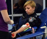 Blisko 20 litrów krwi, która uratuje komuś życie. Policjanci w akcji „SpoKREWnieni służbą” (ZDJĘCIA)