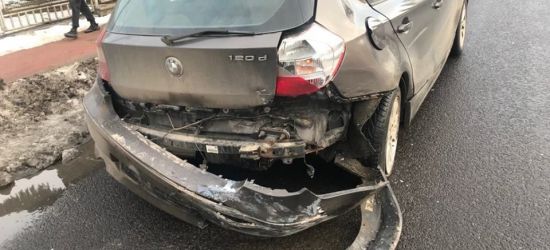 SANOK: Dwa BMW pokiereszowane po stłuczce na ul. Lipińskiego (ZDJĘCIA)
