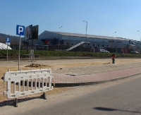 Nowy parking ucieszy szczególnie kibiców hokeja (ZDJĘCIA)