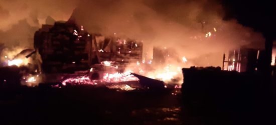 MANASTERZEC: Pożar w ośrodku wypoczynkowym. Budynek spłonął doszczętnie (ZDJĘCIA)
