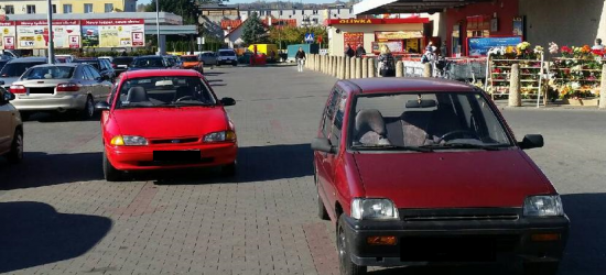 PARKOWANIE PO SANOCKU: Misja „zablokować przejazd” wykonana! (ZDJĘCIA)