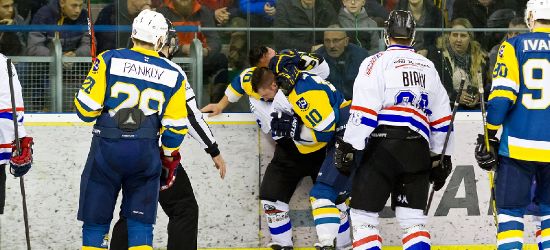 HOKEJ: Dwie porażki sanoczan na początek play-off