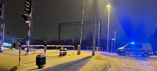 PODKARPACIE. Tragiczny wypadek na przejeździe kolejowym (ZDJĘCIE)