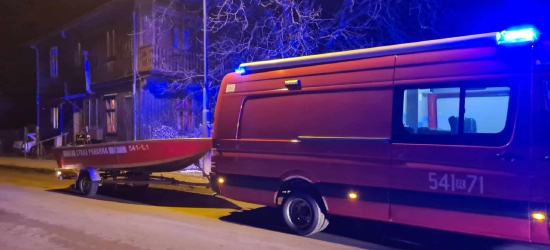 Akcja służb na Sanie (FOTO, VIDEO)