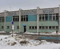 SANOK: Prace przy rozbiórce basenu odkrytego. W maju wejście na plac budowy (ZDJĘCIA)