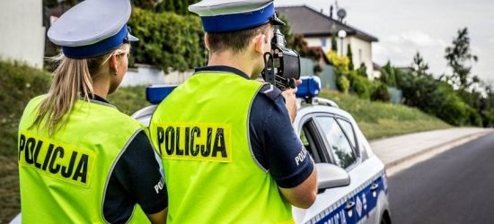 BIESZCZADY: 21 kierowców straciło prawo jazdy. Rekordzista pędził 123 km/h!