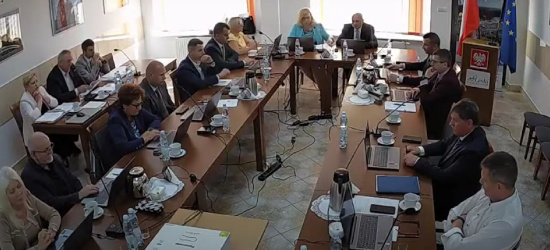 POWIAT LESKI: IV Nadzwyczajna Sesja Rady Powiatu Leskiego