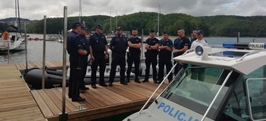 SOLINA. Policyjna przystań, motorówki gotowe do akcji. Rozpoczął się sezon (FOTO)