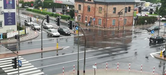 AKTUALIZACJA: Nie działa sygnalizacja świetlna na największym skrzyżowaniu w mieście. Trwa naprawa (FOTO)
