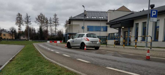 REGION. Policjanci odbyli szkolenie z techniki doskonalenia jazdy (FOTO)