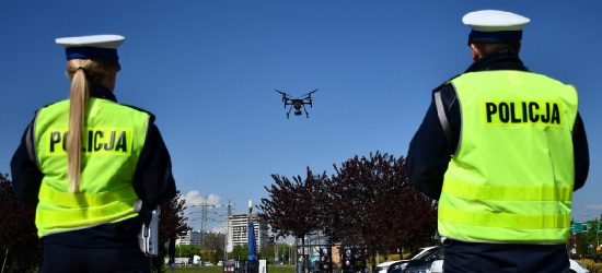 Dron wykorzystywany w pracy policji. Policjanci jeszcze skuteczniej walczą z drogowymi piratami.