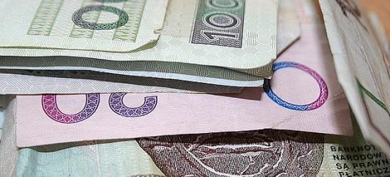 BRZOZÓW: Zaatakował własną matkę dla 50 złotych