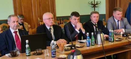 W środę sesja w powiecie. Publikujemy PORZĄDEK OBRAD
